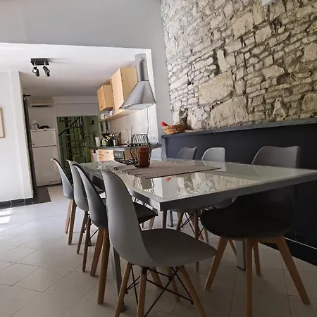 Apartman Pine And Lime