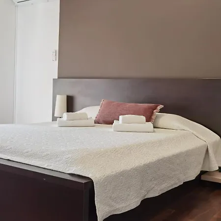 Pine And Lime Apartamento *