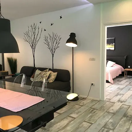 Apartamento Pine And Lime