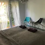 Pine And Lime Apartment
