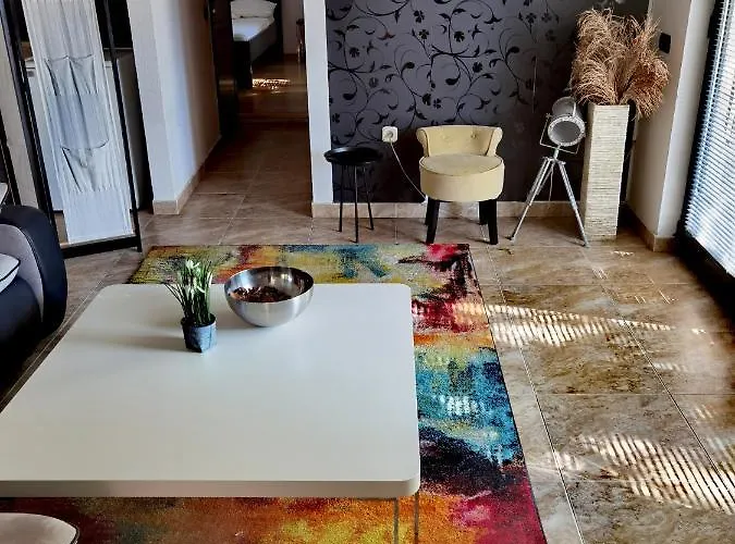 Pine And Lime Appartement